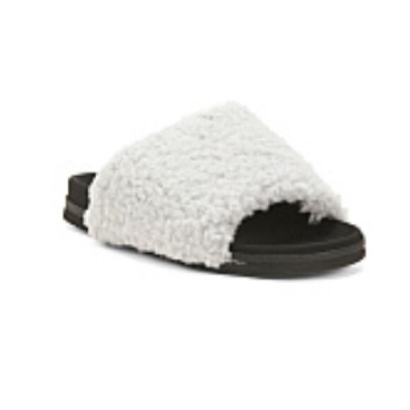 Anthropologie ROAM Cozy Fuzzy Slide Sandals in Black and Light Gray
